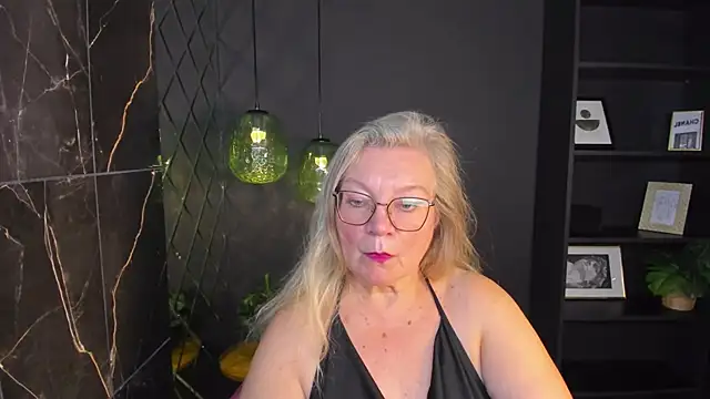 NataliMellow online show from October 2025 01:14:01 PM