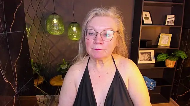 NataliMellow online show from April 2026 01:14:02 PM