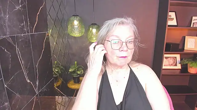 Snapshot of NataliMellow chatting on May 2026 01:06:01 PM NataliMellow online show from May 2026 01:06:01 PM