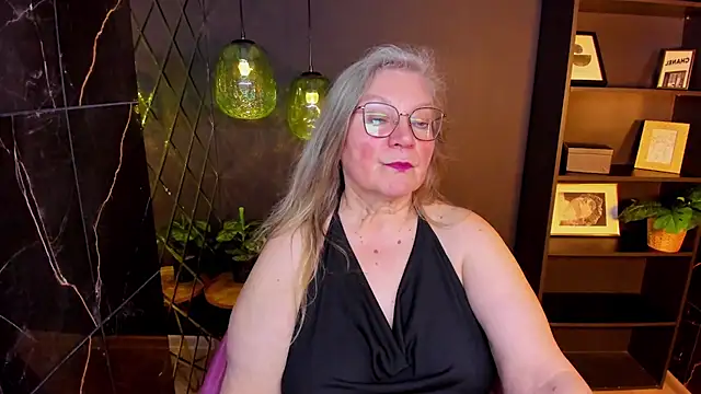 Snapshot of NataliMellow chatting on May 2026 06:09:01 PM NataliMellow online show from May 2026 06:09:01 PM