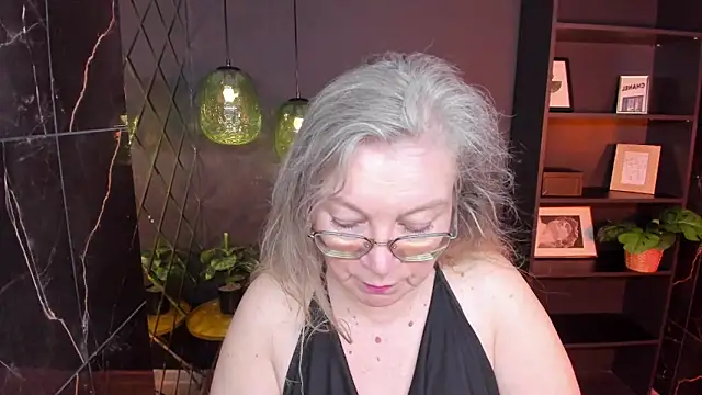 Snapshot of NataliMellow chatting on June 2026 01:13:01 PM NataliMellow online show from June 2026 01:13:01 PM