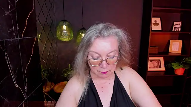 Snapshot of NataliMellow chatting on June 2026 01:11:01 PM NataliMellow online show from June 2026 01:11:01 PM