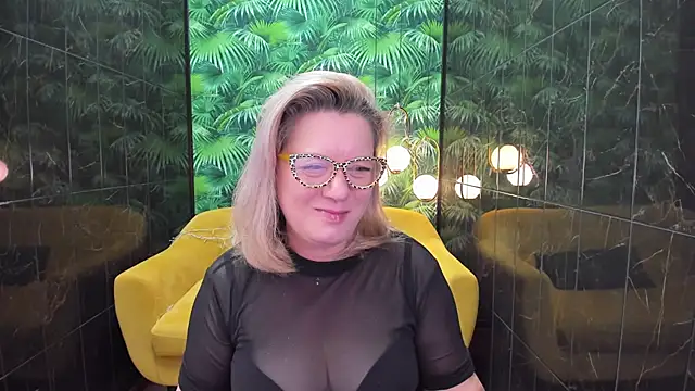 LeaPure online show from January 2025 05:14:01 AM