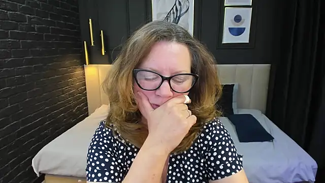 LeaPure online show from February 2026 05:27:02 PM