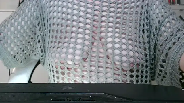 heidi60 online show from December 2024 06:52:02 PM