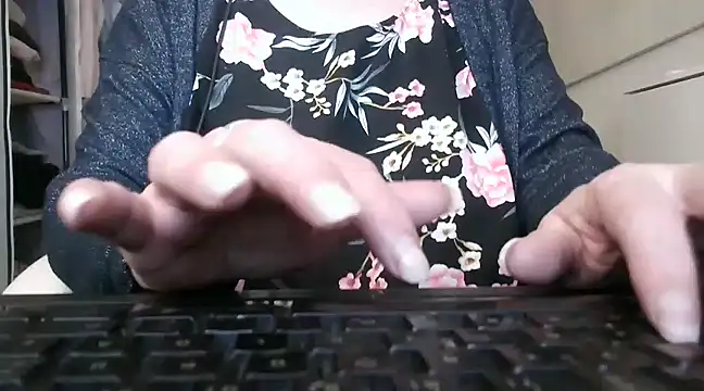 heidi60 online show from February 2025 08:27:02 AM