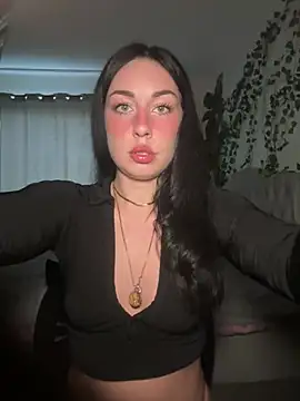 Estherjizz online show from August 2026 05:23:02 PM