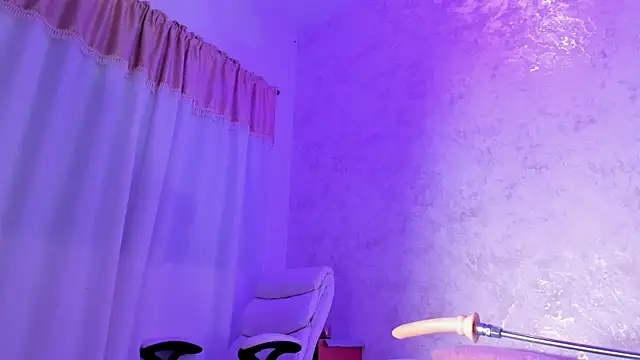 cristinapuerta  online show from April 2026 11:55:02 AM