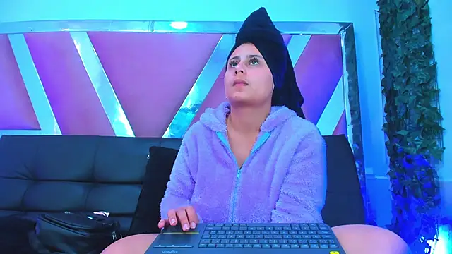 AbbyTaylorr online show from February 2026 06:31:01 PM