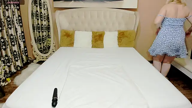 AnneRainn online show from March 2026 10:10:01 PM