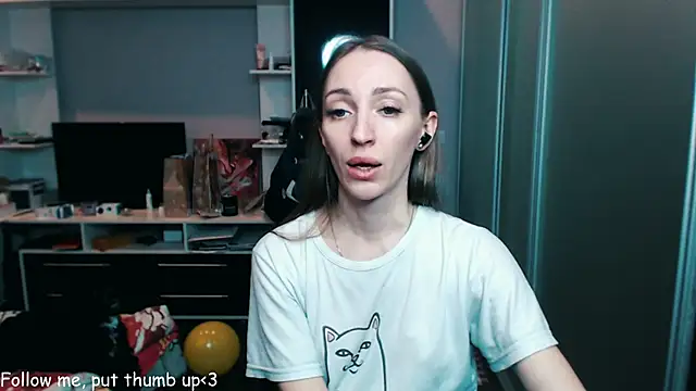 Natalimeowks online show from December 2024 04:14:02 PM