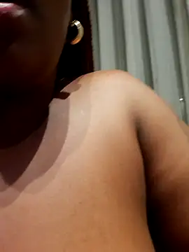 SWEETDOLLY29XX online show from March 2026 08:30:01 PM