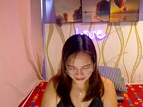 BURBERRY69 online show from February 2026 05:50:01 AM