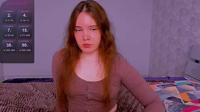 Snapshot of Janie_JJ_Curvie chatting on May 2026 02:40:01 AM Janie JJ Curvie online show from May 2026 02:40:01 AM
