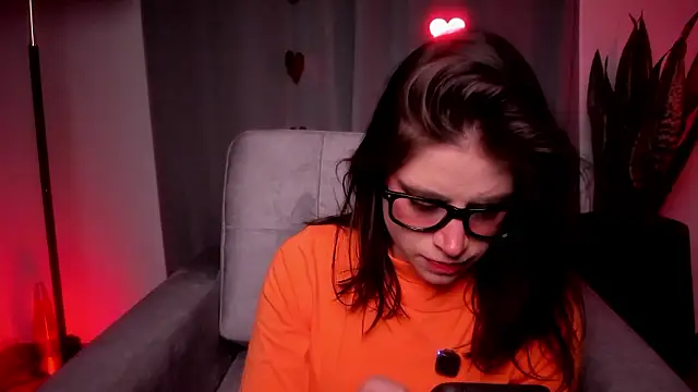 HazelKush online show from February 2026 10:58:02 PM