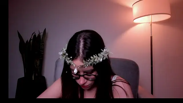 HazelKush online show from June 2026 08:57:02 PM