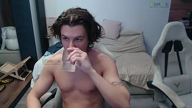 Sunny-Girl1 online show from April 2026 06:22:02 AM