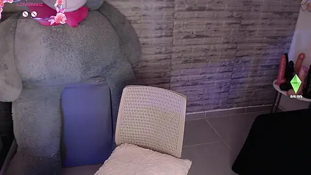 TinnaCobb online show from March 2026 04:00:01 PM