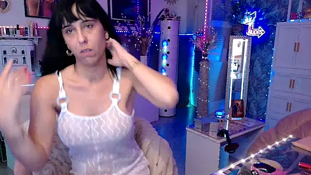 misscectito13 online show from June 2026 10:49:02 PM