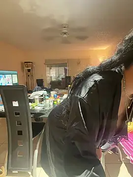 PichyPrettyPussy online show from April 2026 02:47:02 PM