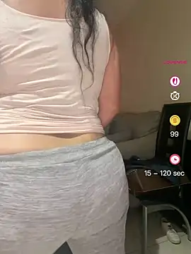 PichyPrettyPussy online show from April 2026 03:03:02 PM