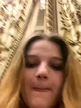 -MimmiLissa- online show from October 2025 07:32:01 PM