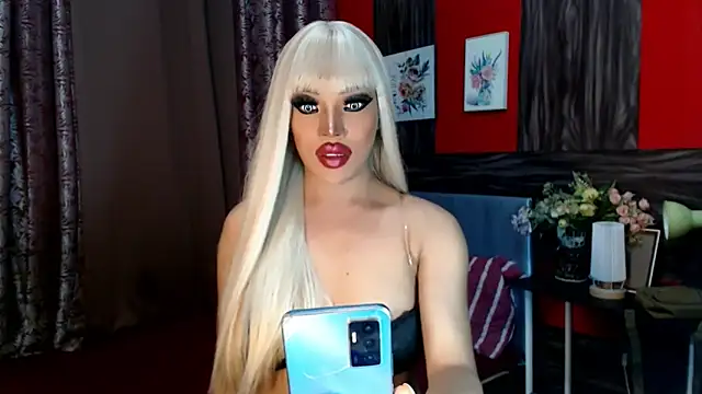 trixxielicious online show from February 2025 12:22:02 PM