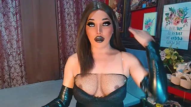 trixxielicious online show from October 2025 12:39:02 PM