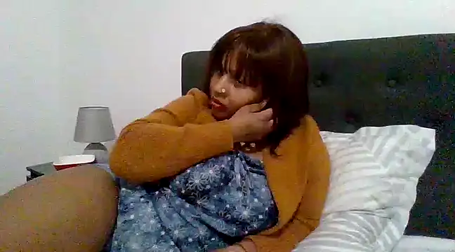 Nathyjess195 online show from January 2025 07:49:02 PM