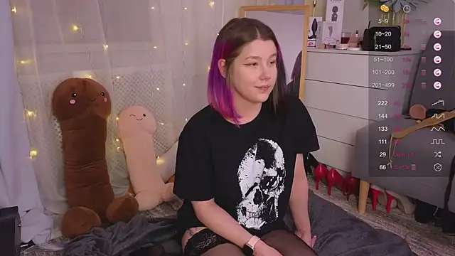 Mira Falls online show from February 2025 08:35:02 AM