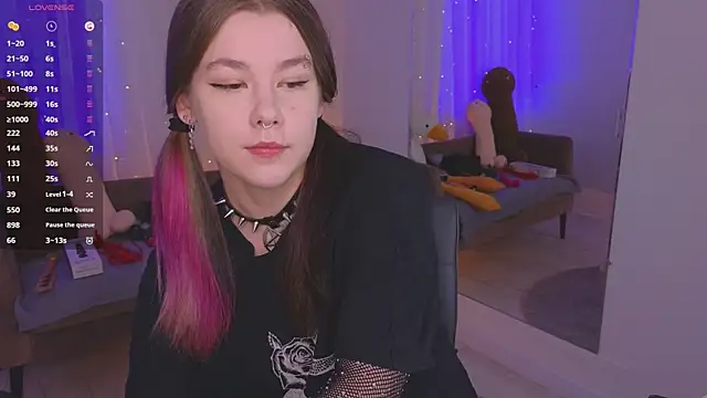 Snapshot of Mira_Falls chatting on March 2026 05:51:02 AM Mira Falls online show from March 2026 05:51:02 AM