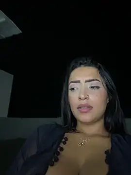 Snapshot of Shantal_Lovee chatting on January 2025 02:38:01 AM Shantal Lovee online show from January 2025 02:38:01 AM