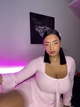 Snapshot of Shantal_Lovee chatting on March 2025 11:34:02 PM Shantal Lovee online show from March 2025 11:34:02 PM