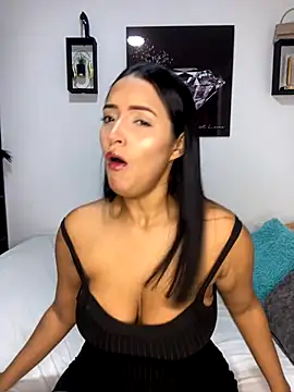 Shantal Lovee online show from November 2025 09:46:02 PM