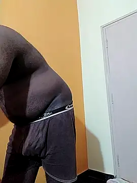 Indianguymohan online show from November 2025 04:44:01 PM