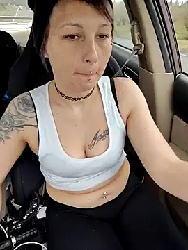 Snapshot of Babii_Nova chatting on December 2024 09:18:02 PM Babii Nova online show from December 2024 09:18:02 PM