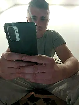 MrNoBoDy000 online show from April 2026 06:09:01 PM