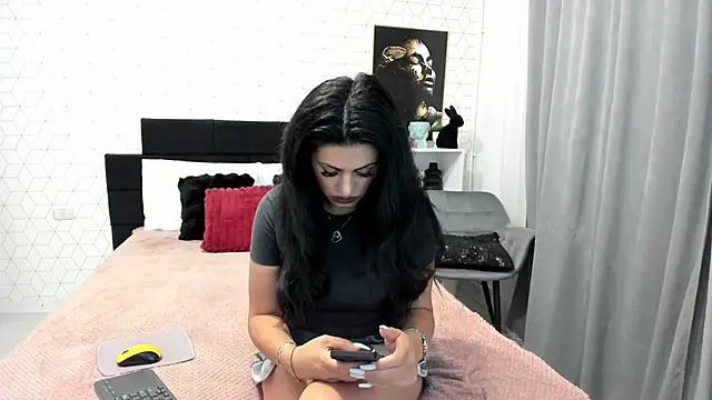 Heidix online show from July 2026 04:07:02 AM