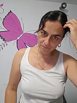 IsabelleCraft online show from November 2025 11:42:02 AM