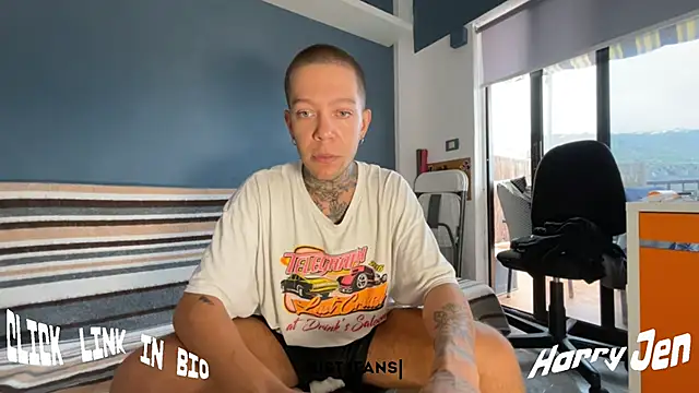 Snapshot of Harry_Jen chatting on September 2025 09:09:01 AM Harry Jen online show from September 2025 09:09:01 AM