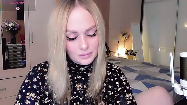 Libby Nora online show from January 2026 10:42:02 AM