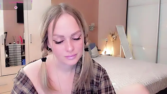 Libby Nora online show from April 2026 09:53:01 AM