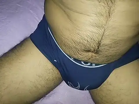 robertocastillo-2017 online show from September 2025 04:01:02 AM