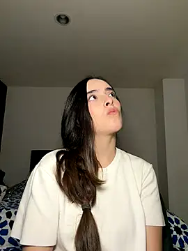 swrennn19 online show from November 2025 06:50:02 PM