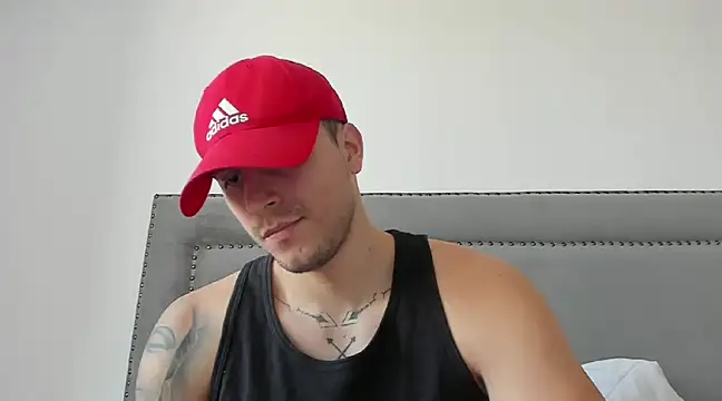 spartacozz online show from February 2025 07:49:01 PM