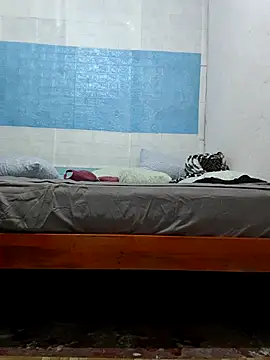 XXLorie 02 online show from March 2026 02:04:02 AM