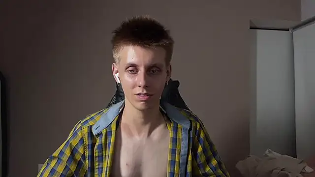 Snapshot of vladdymeow chatting on January 2025 12:33:01 AM vladdymeow online show from January 2025 12:33:01 AM