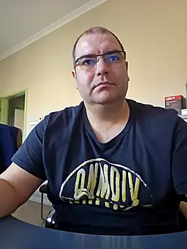 Andrew1900529 online show from January 2025 10:27:02 AM