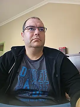 Andrew1900529 online show from March 2025 10:03:02 AM