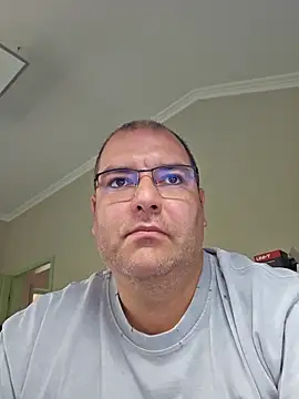 Andrew1900529 online show from September 2025 06:59:02 AM